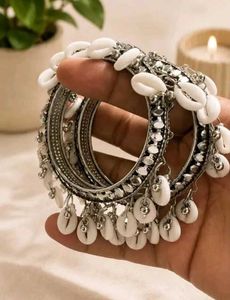 Boho Cowrie Shell Bangles 🤍🐚