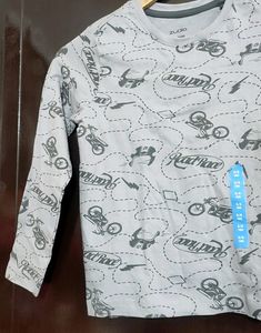 Grey Printed T-shirt For Baby Boy 5- 6 Age