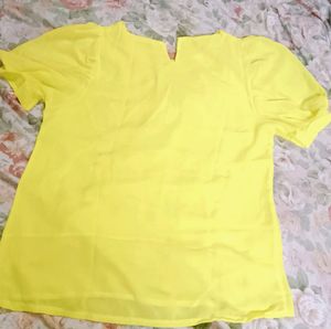 Yellow Top 😍