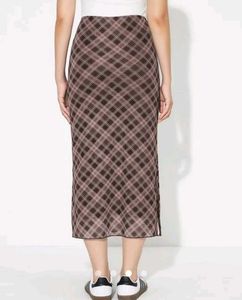 Chic Plaid Midi Skirt