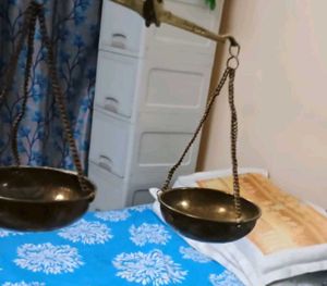 Vintage Brass Balance Scale