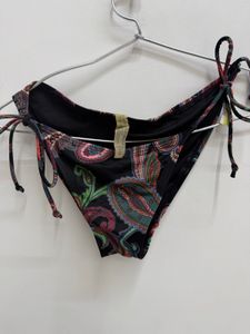 Victoriasecret Paisley Print Bikini Bottoms