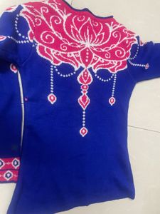 Girls Woolen Top
