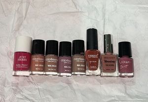 13 Nail Polishes
