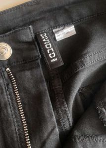 Black Skinny Jeans