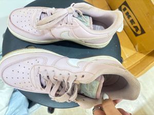 Nike Air Force 1 - Pink Sneakers