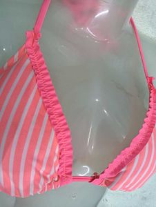 Striped 💙Bikini Top -Vibrant and Fun!