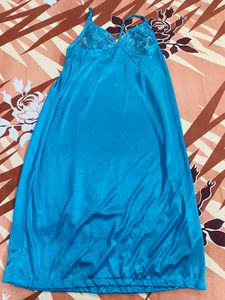 Women Fancy Solid 2 Piece Nighty Unused💙