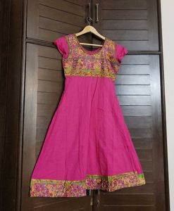 Beautiful Pink Embroidered Kurta