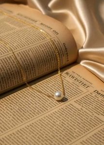 Set of 5 Delicate Gold Necklaces