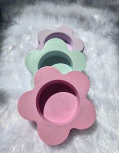 Cute Flower Shaped Tealight Holders