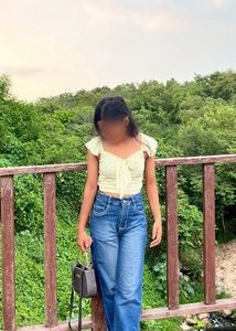 Cute Floral Tie-Front Top