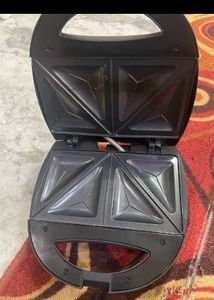 Sansui Brand New Black Matt Toaster Sealed Pack