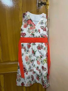 Floral Print Dress with Belt