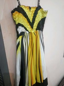 Stunning Black &amp; Yellow Striped Maxi Dress