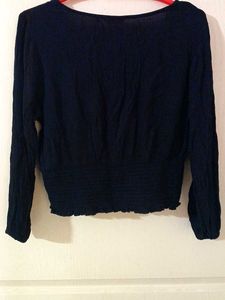 Chic Black Button-Up Cropped Top