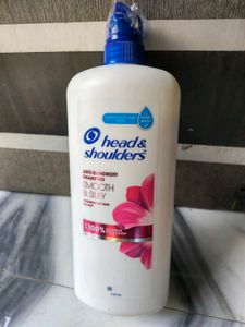 Head &amp; Shoulders Smooth &amp; Silky Shampoo