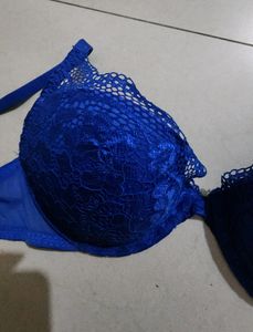 LA SENZA Royal Blue Sensual lace padded Bra