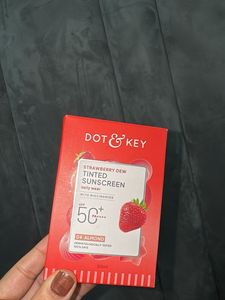 Dot & Key Strawberry Dew Tinted Sunscreen SPF 50