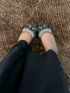 Embroidered Black Mojari Flats