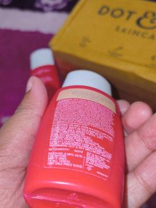 Dot &amp; Key Strawberry Dew Tinted Sunscreen SPF 50+