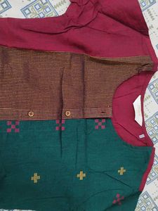 Elegant Maroon &amp; Green Printed Kurta