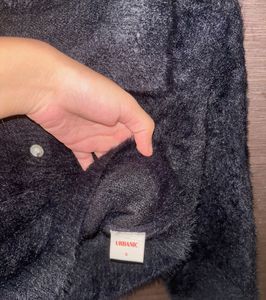 Black Cropped Fuzzy Collared Sweater