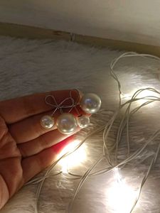 Elegant Pearl Cluster Earrings