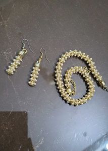 Pearl &amp; Gold Beaded Jewelry Set