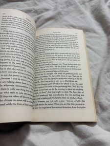 Karma: A Yogi's Guide to Crafting Your Destiny