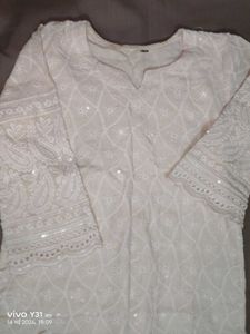 🤍 Elegant White Embroidered Kurta Set 🤍