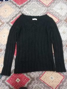 woolen v neck sweater