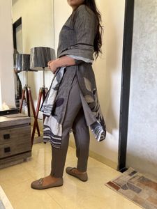 Elegant Grey Leaf Print Kurta Set with Dupatta