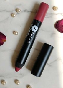 SUGAR Cosmetics Matte As Hell Crayon Lipstick💄💋
