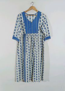 Off White Printed Kurta (Women)