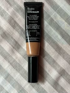 Blue Heaven Flawless Liquid Concealer
