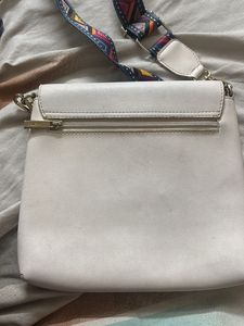 Stylish Crossbody Bag with Colorful Strap