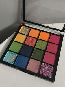 Vibrant Eyeshadow Palette