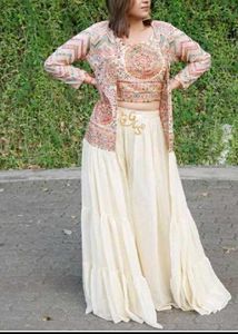 Elegant White Embroidered Kurta Set