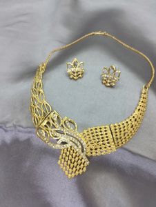 Jewellery Set With Earrings