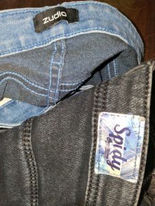 2 Pairs of Women's Jeans