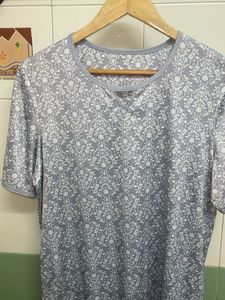 Blue Floral Print V-Neck T-Shirt