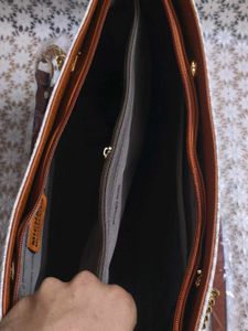 MICHAEL KORS POCKET OFF WHITE TOTE