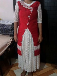 Beautiful Red &amp; White Ethnic Kurta Set