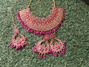 Exquisite Kundan Jewellery Set