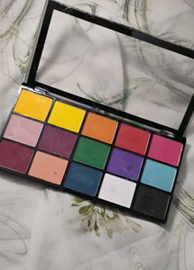 Vibrant 15 Color Eyeshadow Palette