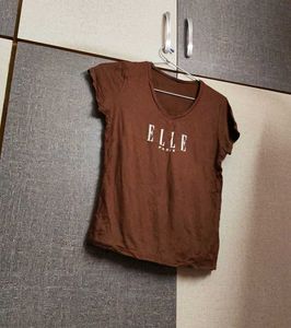ELLE Paris V-Neck T-Shirt
