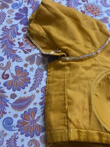 Elegant grye Saree with Mustard Blouse