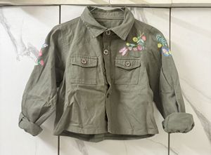 Denim cropped embroidered shirt