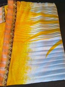 mustard and white sarri